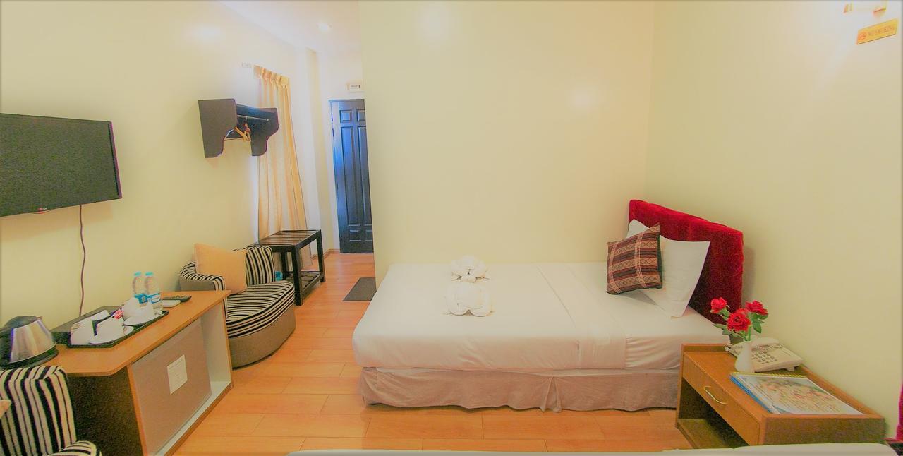 Hotel Mindhama Янгон Экстерьер фото