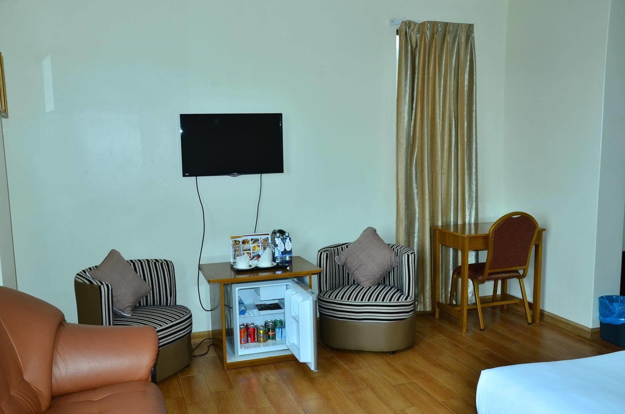 Hotel Mindhama Янгон Экстерьер фото