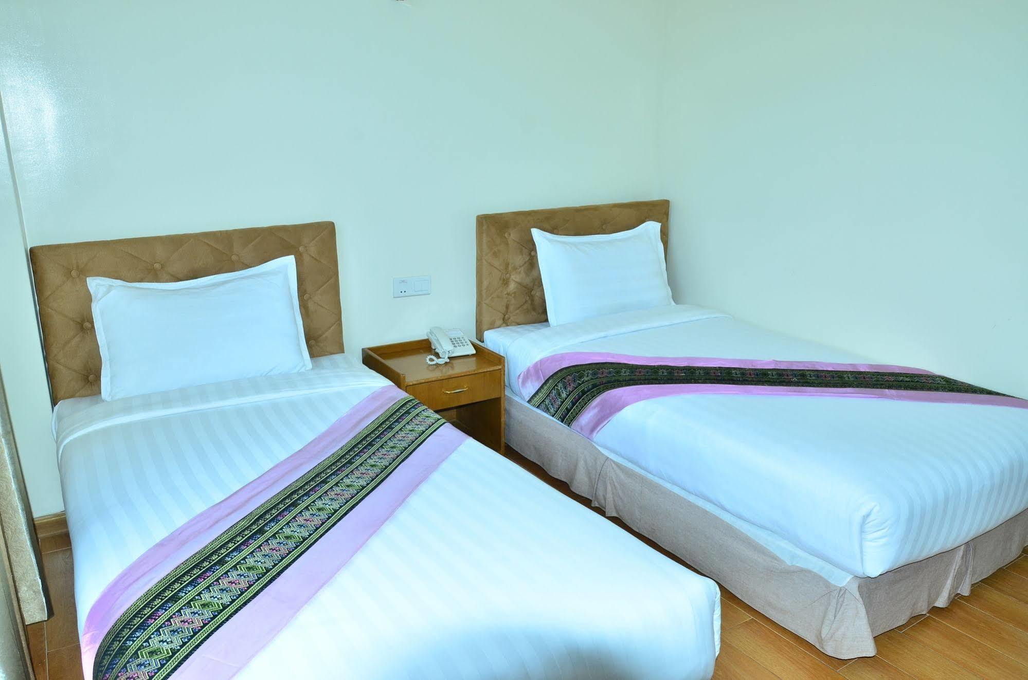 Hotel Mindhama Янгон Экстерьер фото