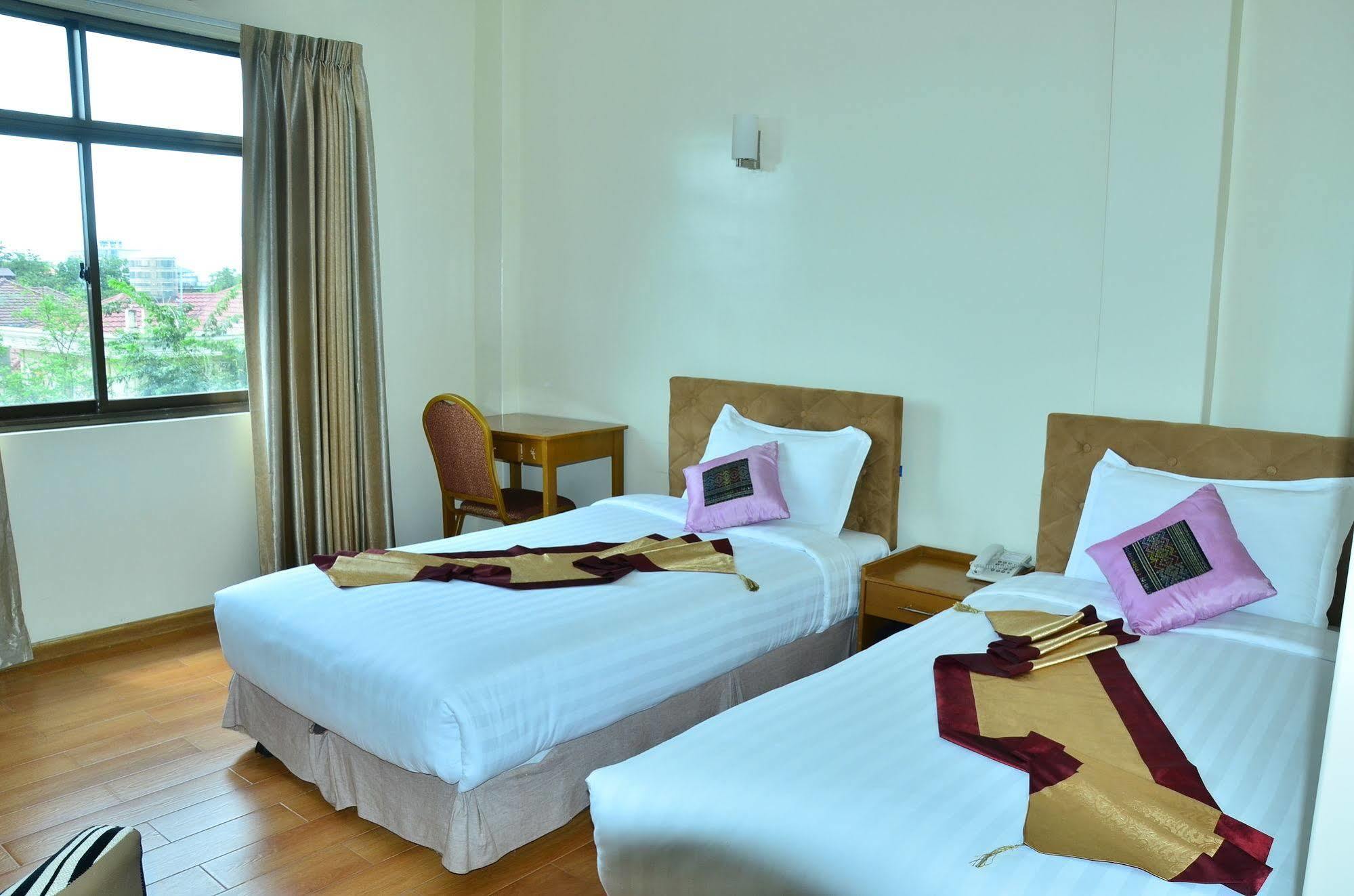 Hotel Mindhama Янгон Экстерьер фото