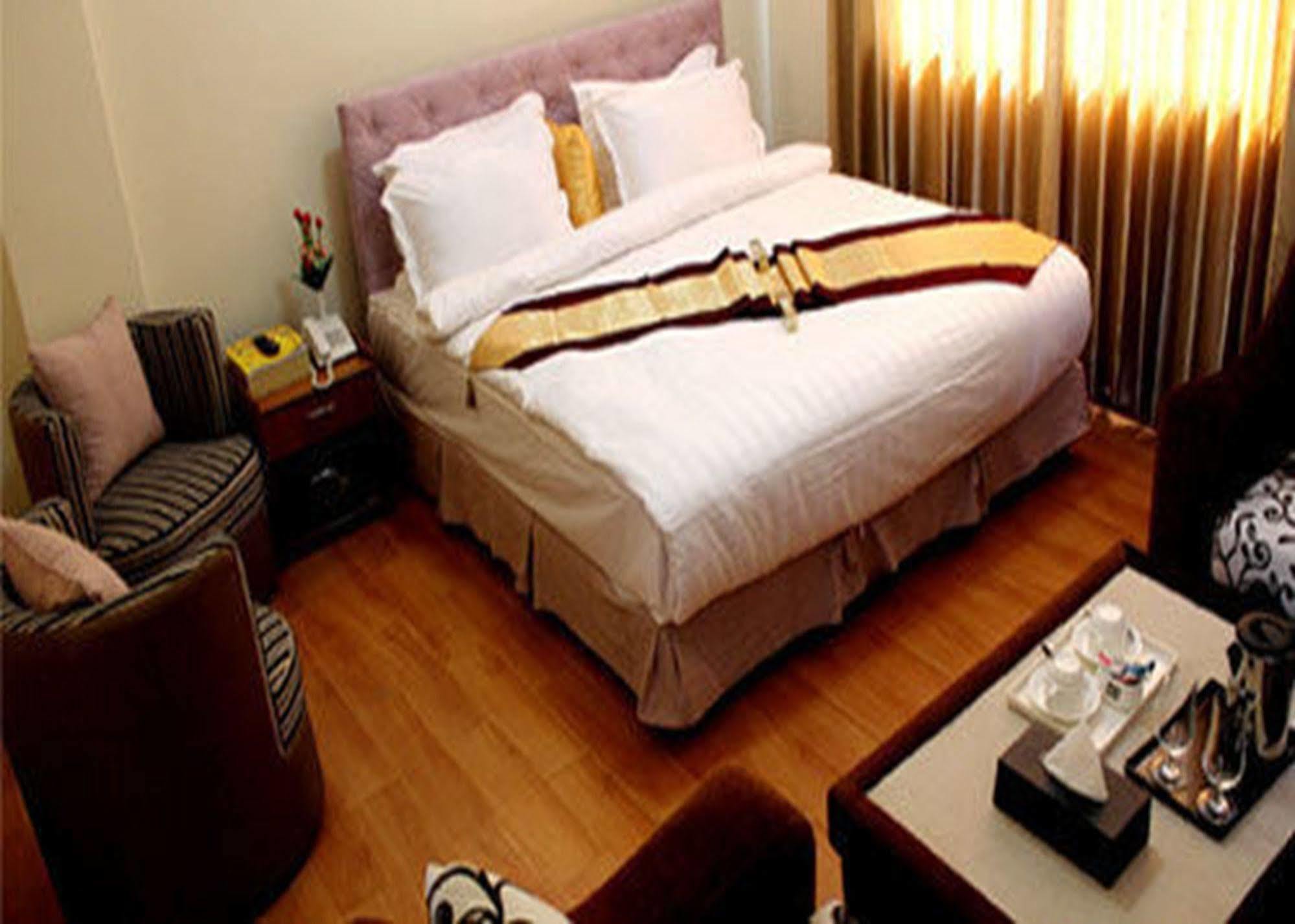 Hotel Mindhama Янгон Экстерьер фото