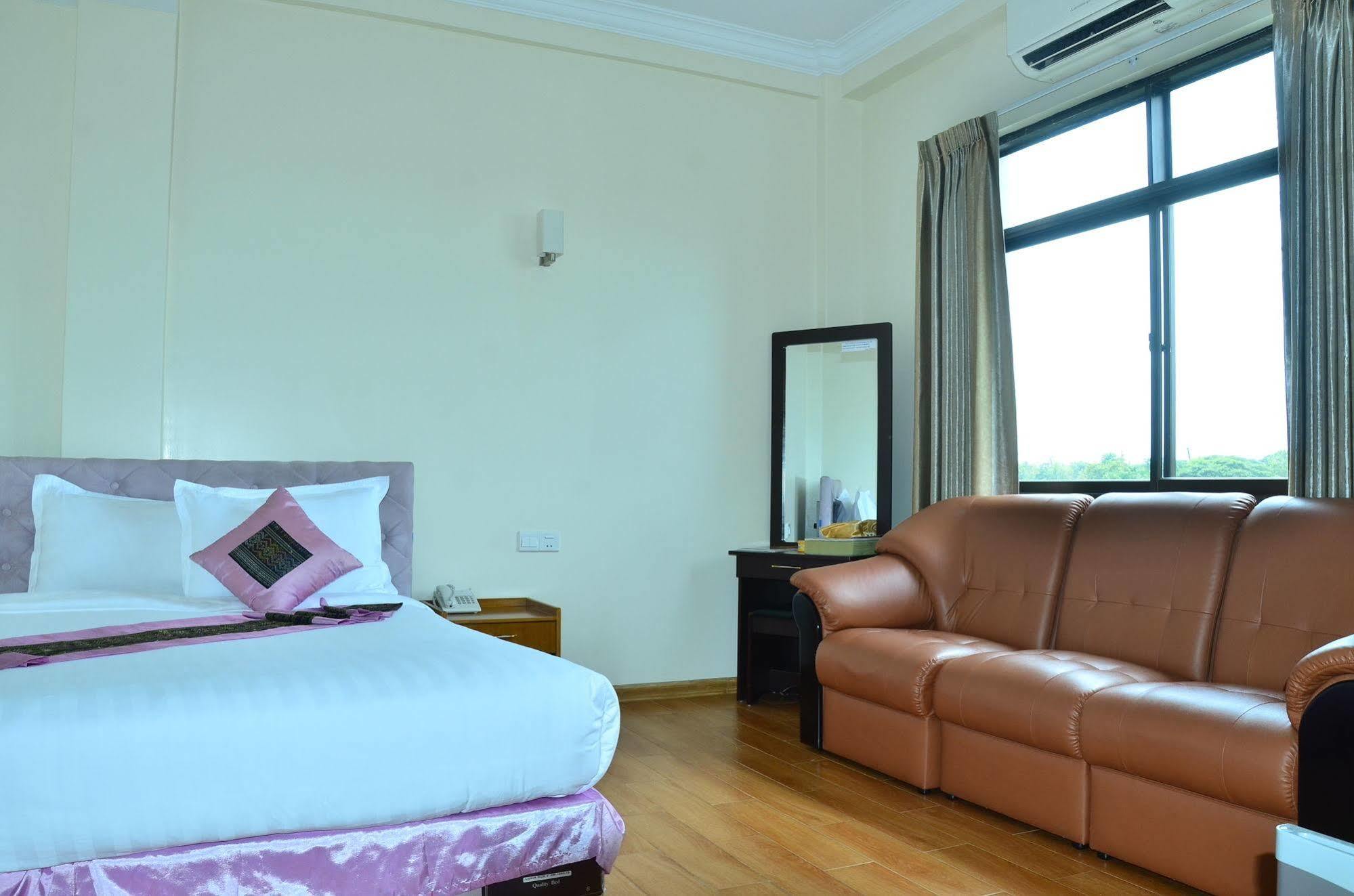 Hotel Mindhama Янгон Экстерьер фото