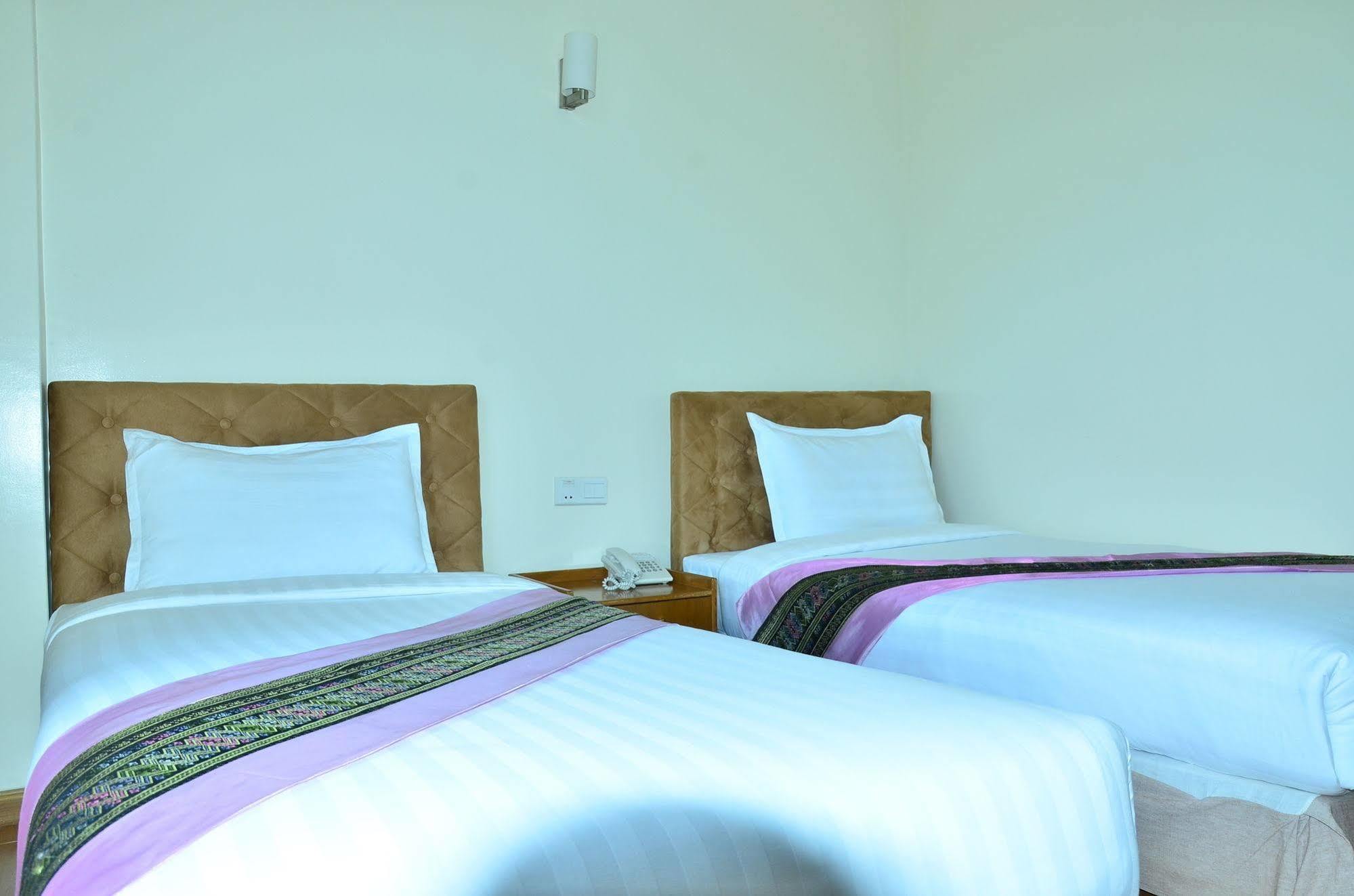 Hotel Mindhama Янгон Экстерьер фото