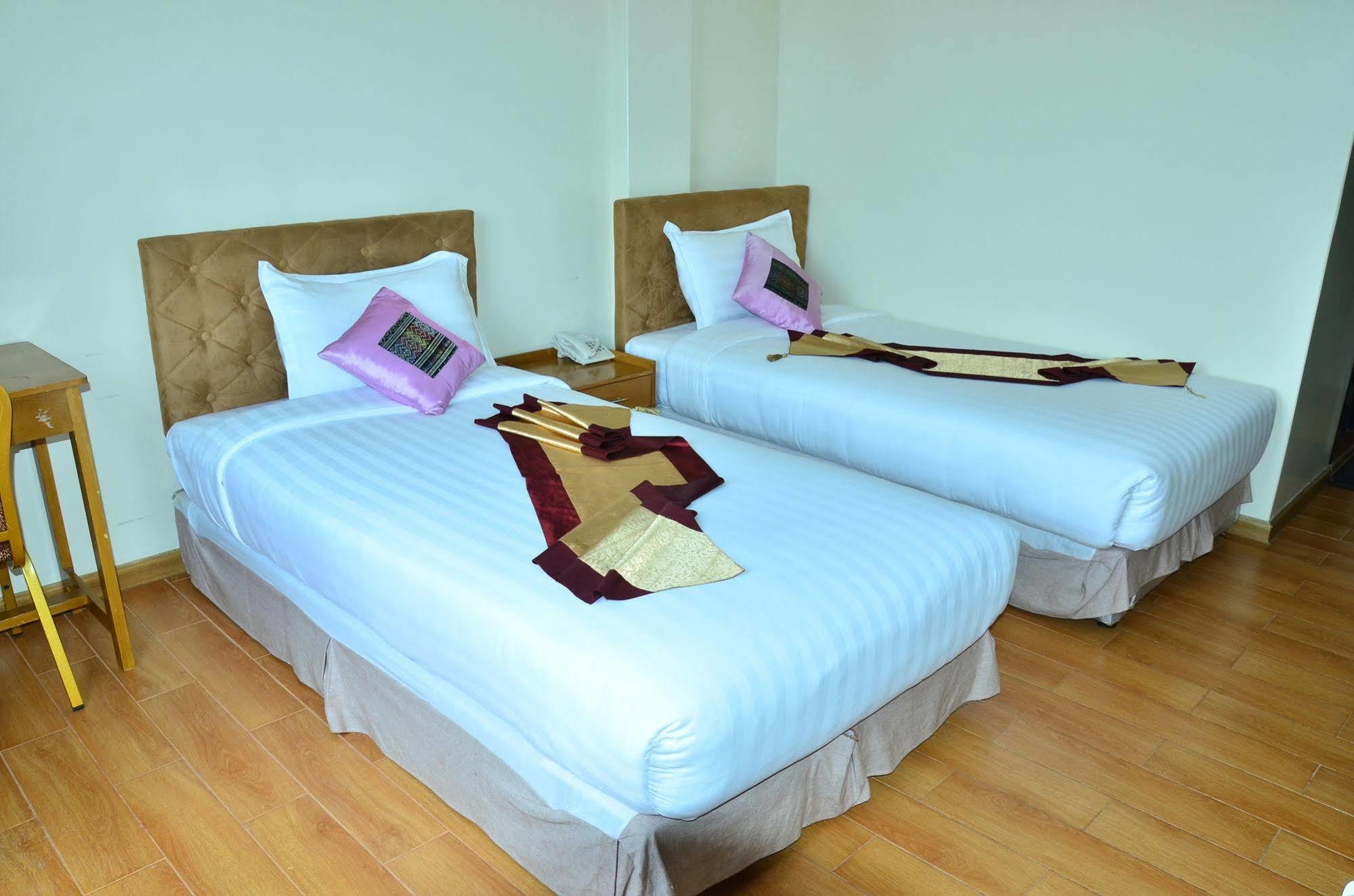 Hotel Mindhama Янгон Экстерьер фото