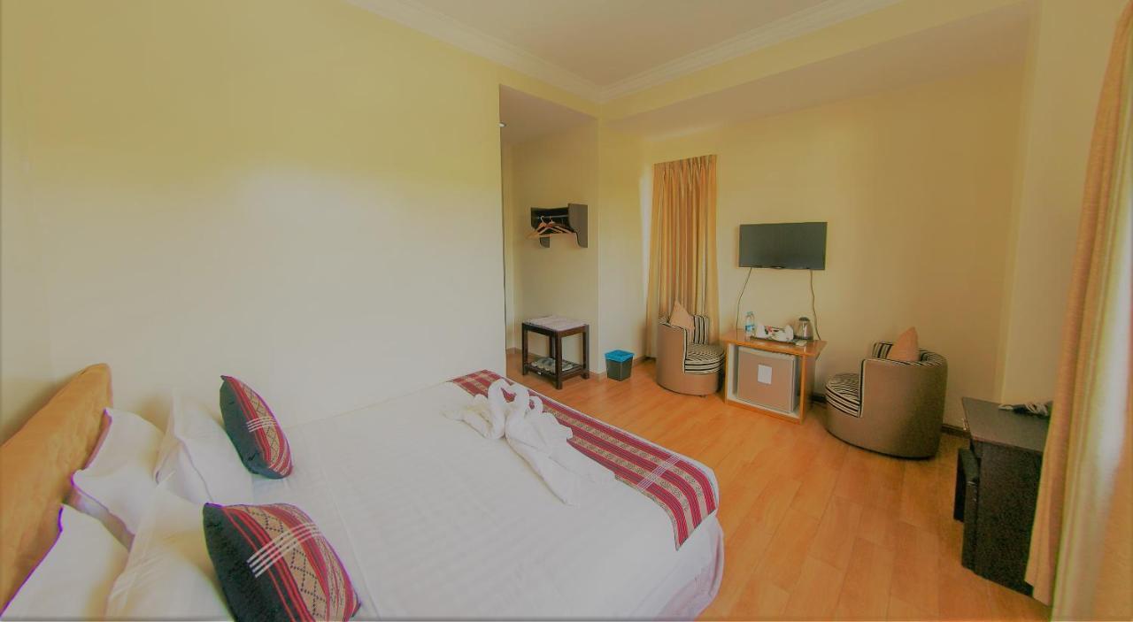 Hotel Mindhama Янгон Экстерьер фото